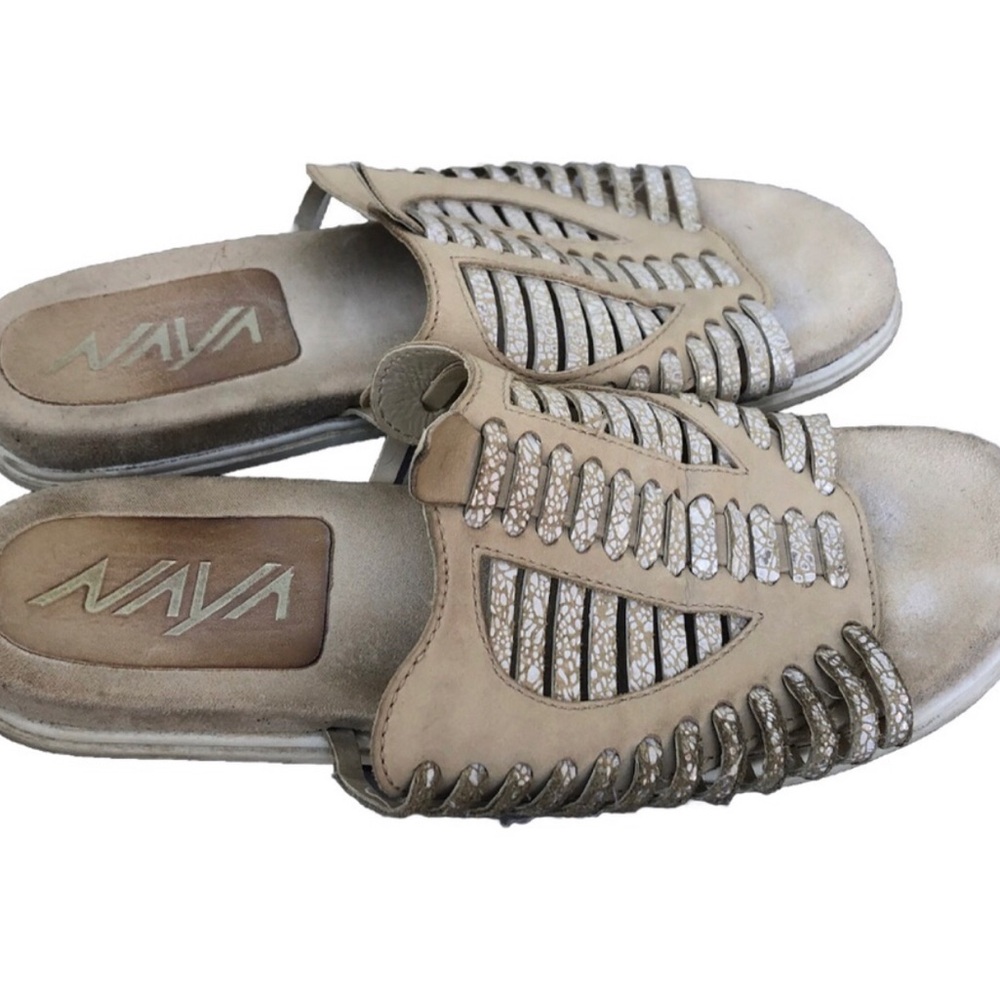 Naya Anthropologie Leather Beige Silver Slides. Size 9W.